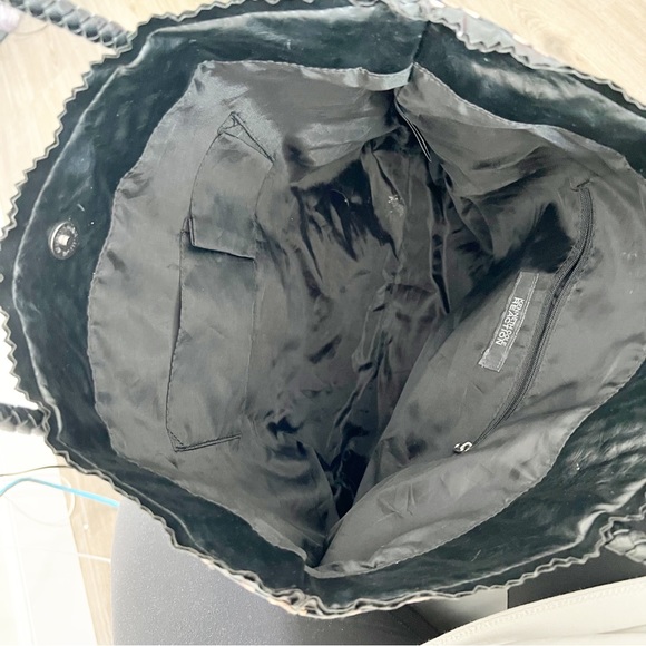 Kenneth Cole Tote Bag - Picture 4 of 5